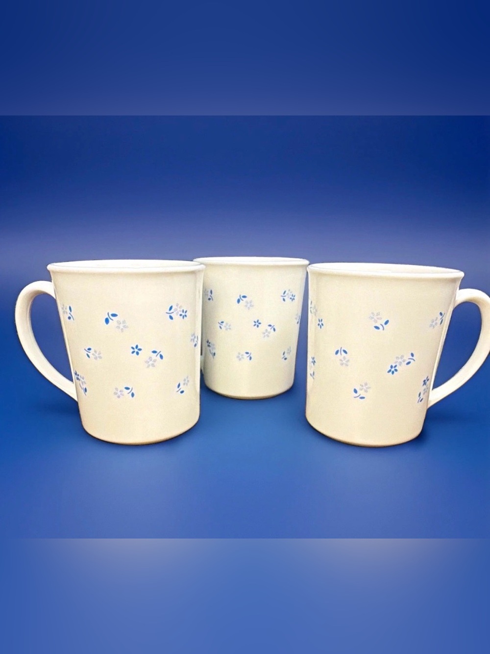 Vintage Corning USA Provincial Blue Floral Coffee Mugs Set of 3 Corelle
